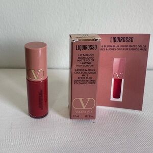 Valentino Liquirosso Liquid Lip in Undressed Velvet